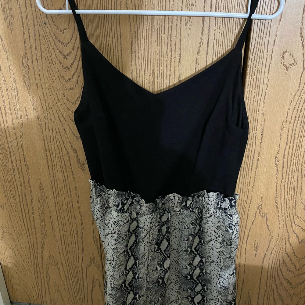 FOR 5 EACH MEDIUM N SMALL SIZES PRE OWNED